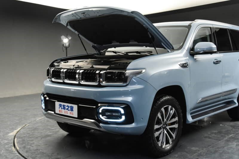 Внедорожник Пекин BAIC BJ60 с двигателем