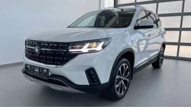 В России за кроссовером Forthing T5 от Dongfeng в начале октября 2024 года выстроились очереди. В России за кроссовером Forthing T5 от Dongfeng в начале октября 2024 года выстроились очереди.