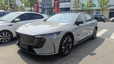 В Китае вышел на рынок новый седан Mazda EZ-6 с запасом хода 1301 км по цене от 19 630 долларов США. В Китае вышел на рынок новый седан Mazda EZ-6 с запасом хода 1301 км по цене от 19 630 долларов США.