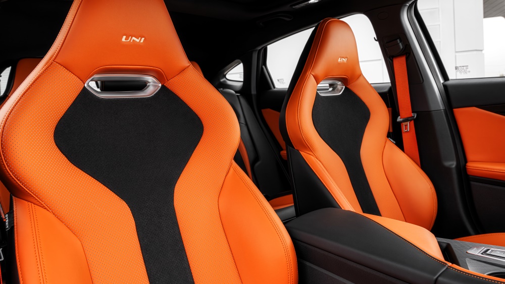 Changan Uni-V Sport в интерьере Казахстана