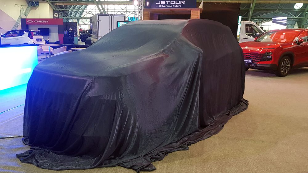 автосалон 2024 Jetour x50 новый под крышкой