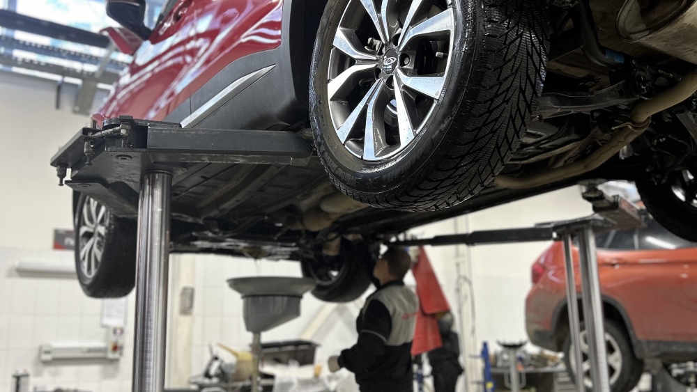 Они хотят покупать, но не знают брендов. Что останавливает россиян от покупки китайских автомобилей?