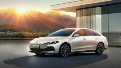 В Китае установлен новый мировой рекорд Гиннеса, по самому длинному расстоянию, пройденному гибридным автомобилем. В Китае установлен новый мировой рекорд Гиннеса, по самому длинному расстоянию, пройденному гибридным автомобилем.