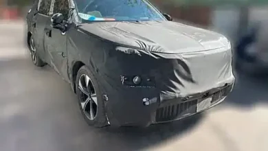 В Китае на шпионских фотографиях замечен новый флагманский внедорожник Lynk & Co L946 PHEV В Китае на шпионских фотографиях замечен новый флагманский внедорожник Lynk & Co L946 PHEV