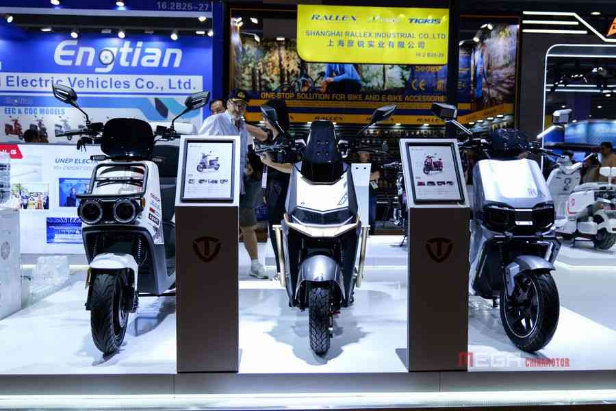 The 136th Canton Fair: Chinese Electric Vehicle Manufacturers Shine with New Quality and Efficiency, Marching Towards a Greener Future The 136th Canton Fair: Chinese Electric Vehicle Manufacturers Shine with New Quality and Efficiency, Marching Towards a Greener Future The 136th Canton Fair Chinese E Vehicle Manufacturers Shine with New Products news10