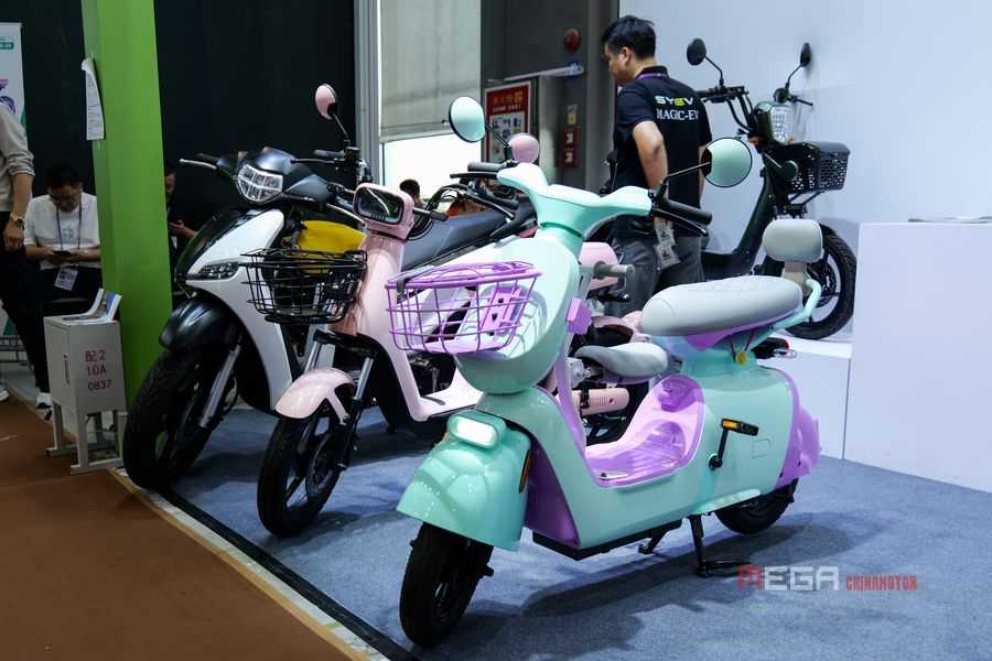 The 136th Canton Fair: Chinese Electric Vehicle Manufacturers Shine with New Quality and Efficiency, Marching Towards a Greener Future The 136th Canton Fair: Chinese Electric Vehicle Manufacturers Shine with New Quality and Efficiency, Marching Towards a Greener Future The 136th Canton Fair Chinese E Vehicle Manufacturers Shine with New Products news18