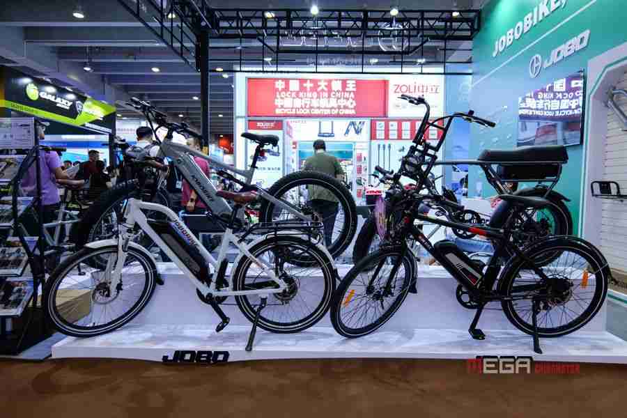 The 136th Canton Fair: Chinese Electric Vehicle Manufacturers Shine with New Quality and Efficiency, Marching Towards a Greener Future The 136th Canton Fair: Chinese Electric Vehicle Manufacturers Shine with New Quality and Efficiency, Marching Towards a Greener Future The 136th Canton Fair Chinese E Vehicle Manufacturers Shine with New Products news30