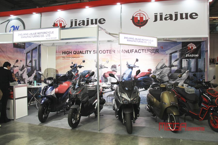 На выставке EICMA 2024 китайские бренды мотоциклов заняли видное место, представив множество новых моделей