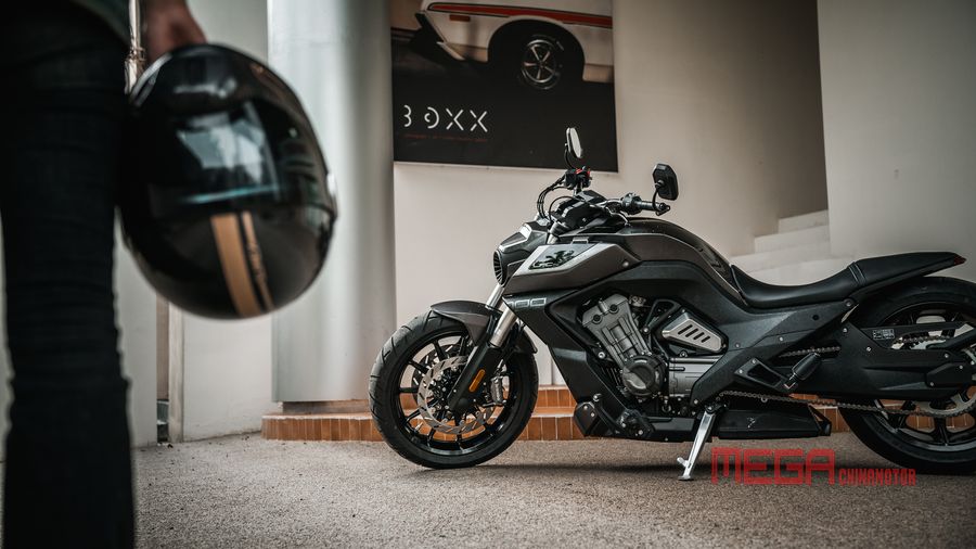 В Китае бренд Benda представил новый квадроцикл REDSTONE и анонсировал новейшую гибридную систему.