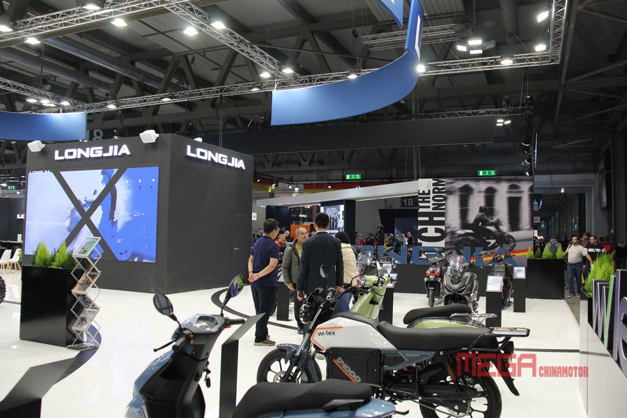 На выставке EICMA 2024 китайские бренды мотоциклов заняли видное место, представив множество новых моделей