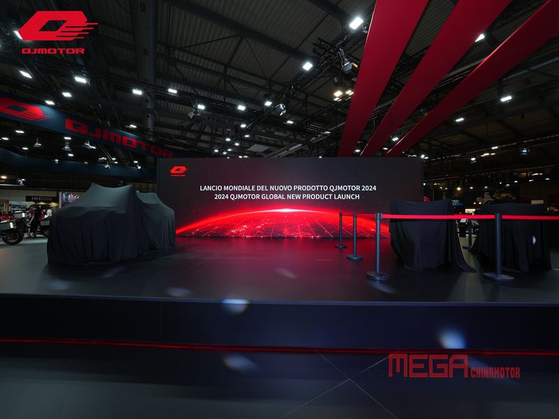 Китайский бренд QJMOTOR представил мотоцикл SRK1000 и полную линейку своих моделей на выставке EICMA 2024