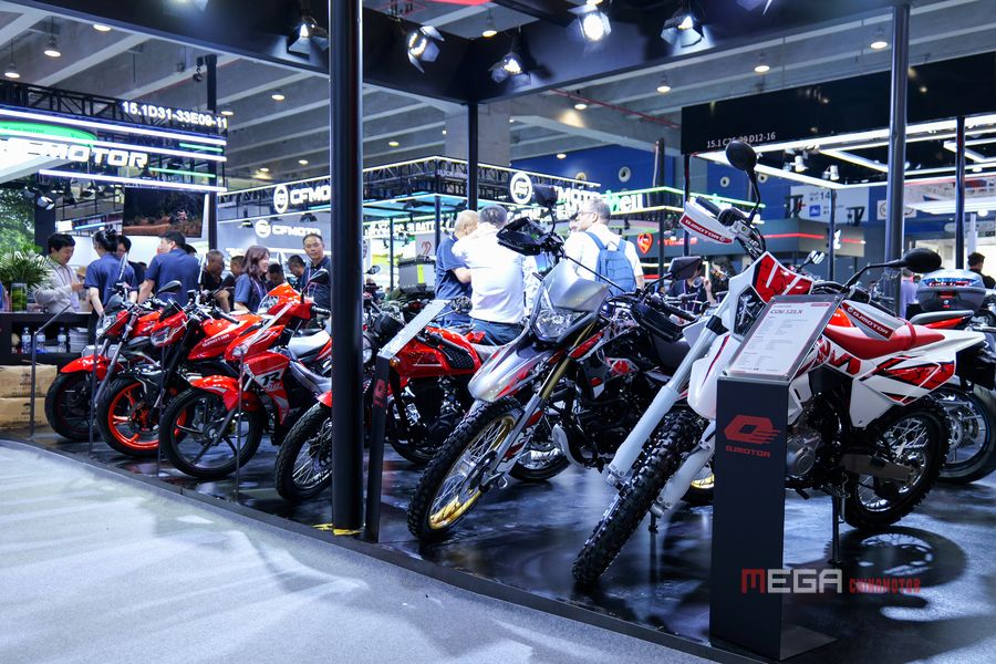 The 136th Canton Fair: Chinese Motorcycle Companies Shine with New Products and Global Ambitions The 136th Canton Fair: Chinese Motorcycle Companies Shine with New Products and Global Ambitions The 136th Canton Fair Chinese Motorcycle Companies Shine with New Products16