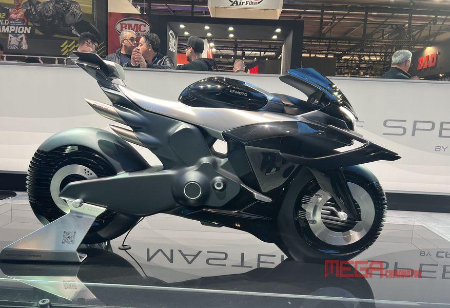 На выставке EICMA 2024 китайские бренды мотоциклов заняли видное место, представив множество новых моделей