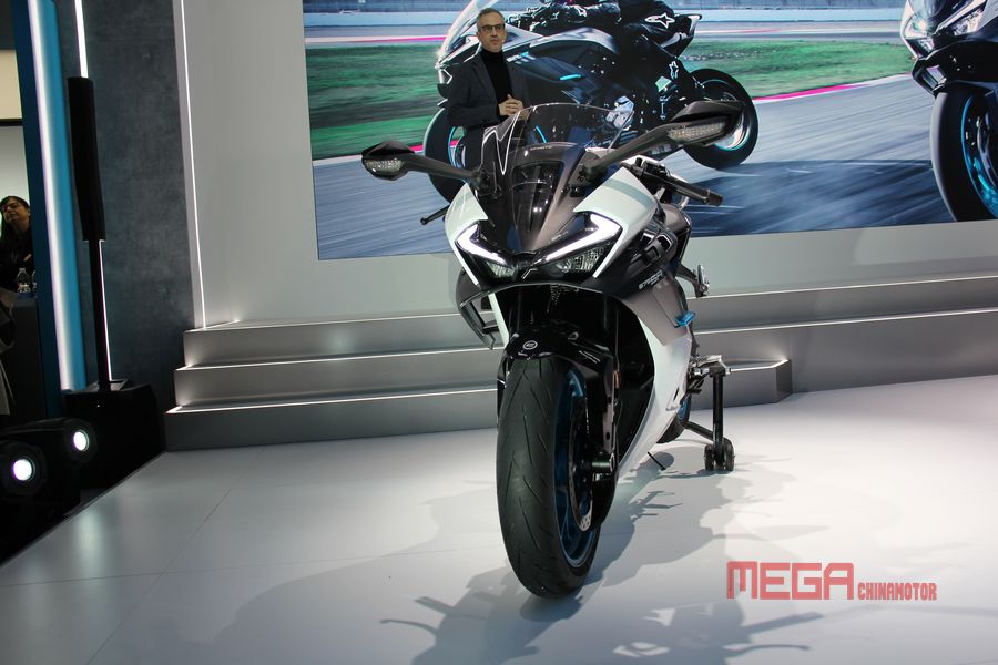 На выставке EICMA 2024 китайские бренды мотоциклов заняли видное место, представив множество новых моделей