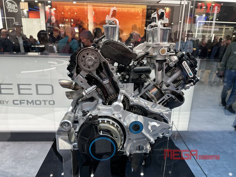 На выставке EICMA 2024 китайские бренды мотоциклов заняли видное место, представив множество новых моделей