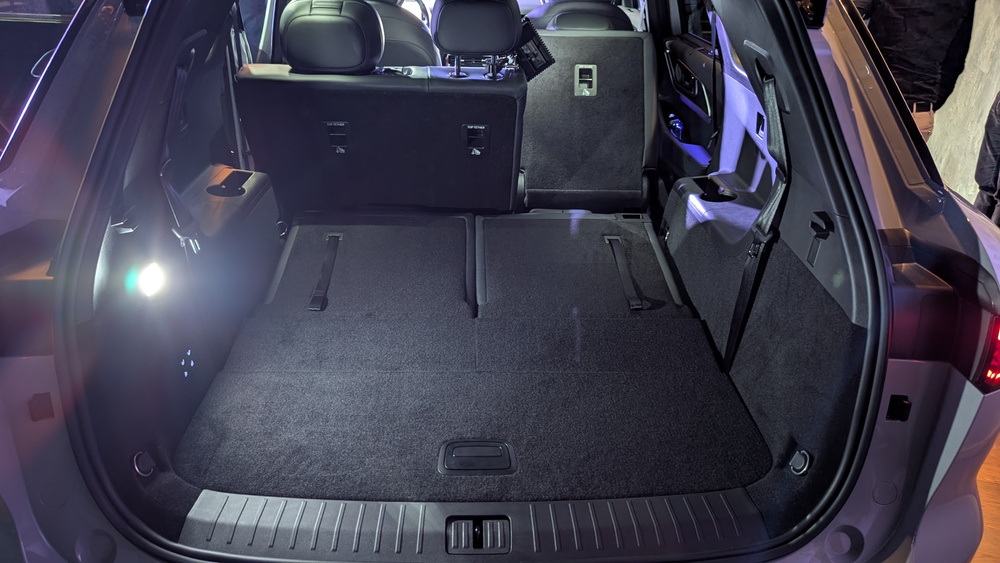 Chery Tiggo 9 в России салон салон второй ряд багажник