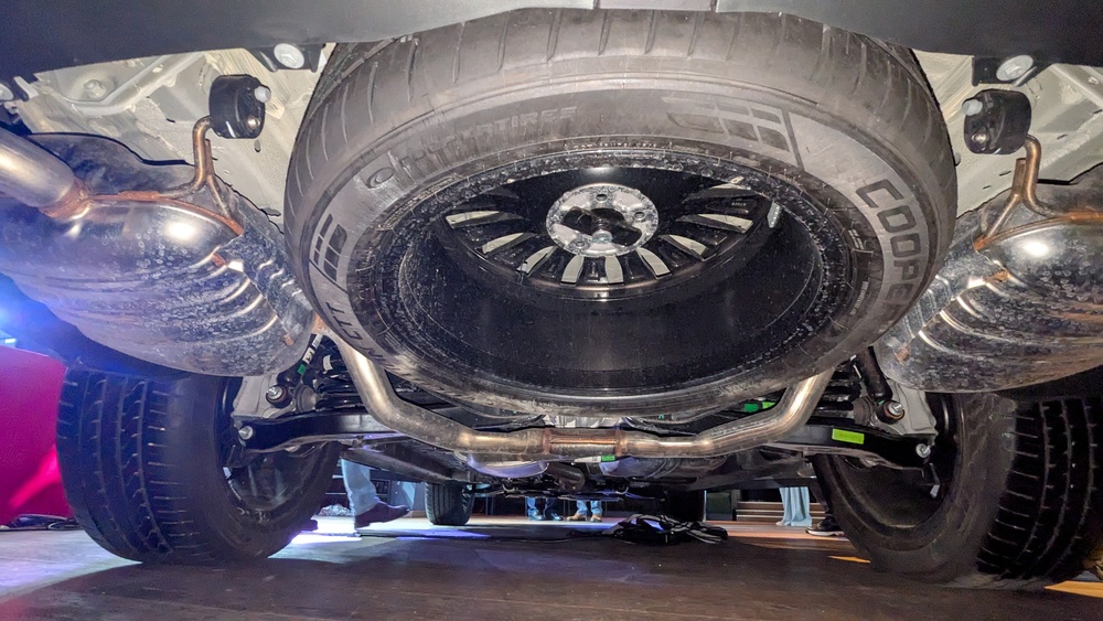 Chery Tiggo 9 в России нижняя часть запаски