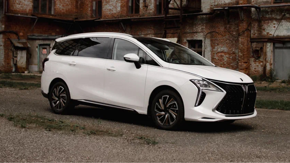 минивэн для яхты, передняя сторона, белый