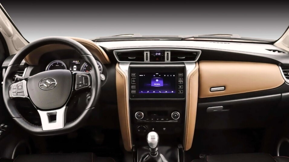 Салон-интерьер Huanghai N2 пикап