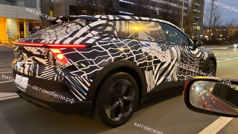 Jiyue 01 Россия, шпионское фото автомобиля из китайского Google в Москве