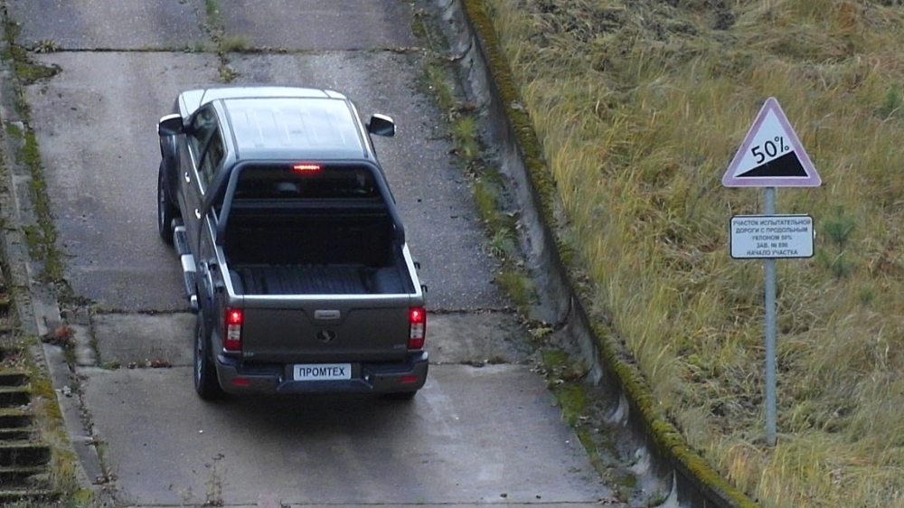 Пикапы «Капитан» на базе Huanghai N2 Промтех на задворках полигона НАМИ