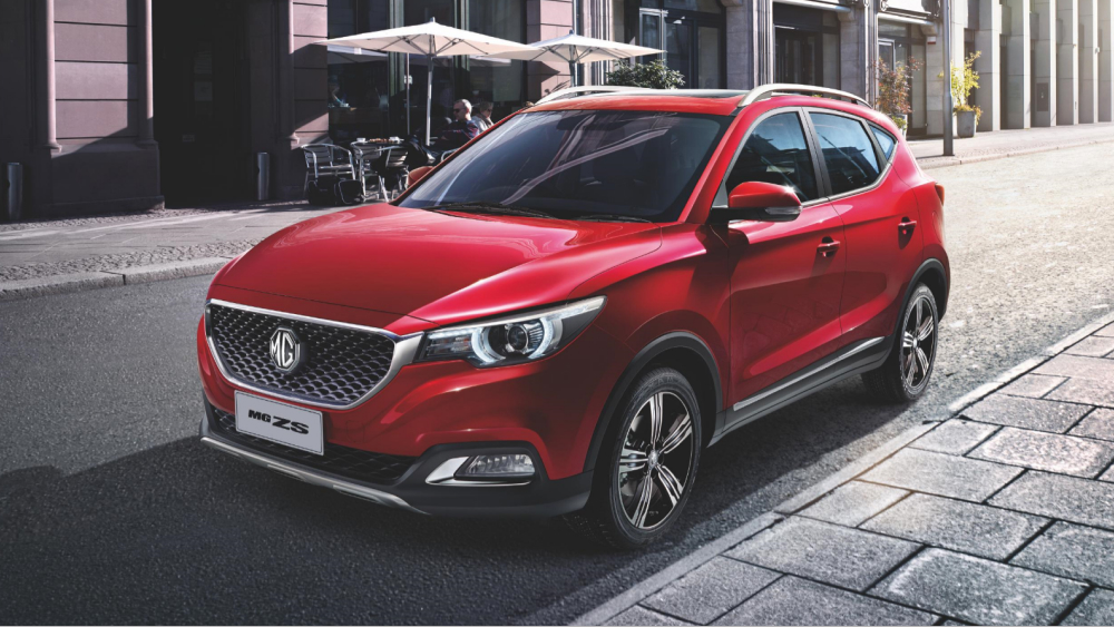 mg zs начало продаж цена комплектации кроссовер боковая передняя красная