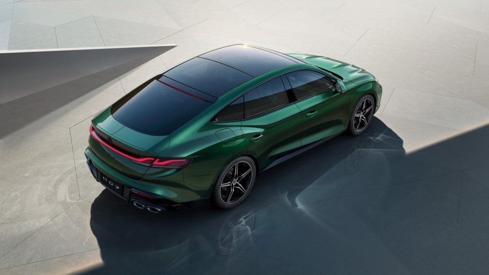 Лифтбек MG 7 боковая задняя верхняя