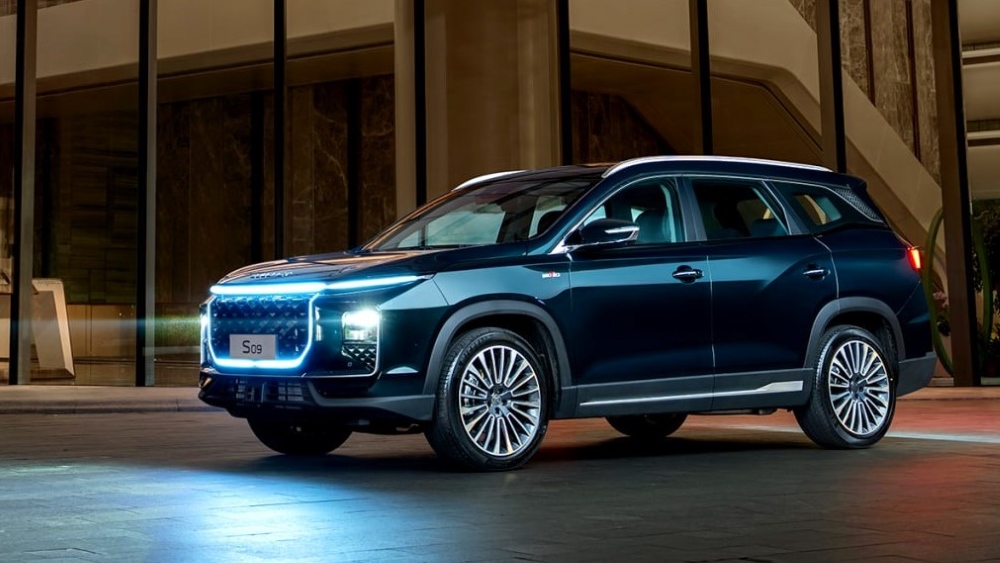 Кроссовер Soueast S09 передняя сторона