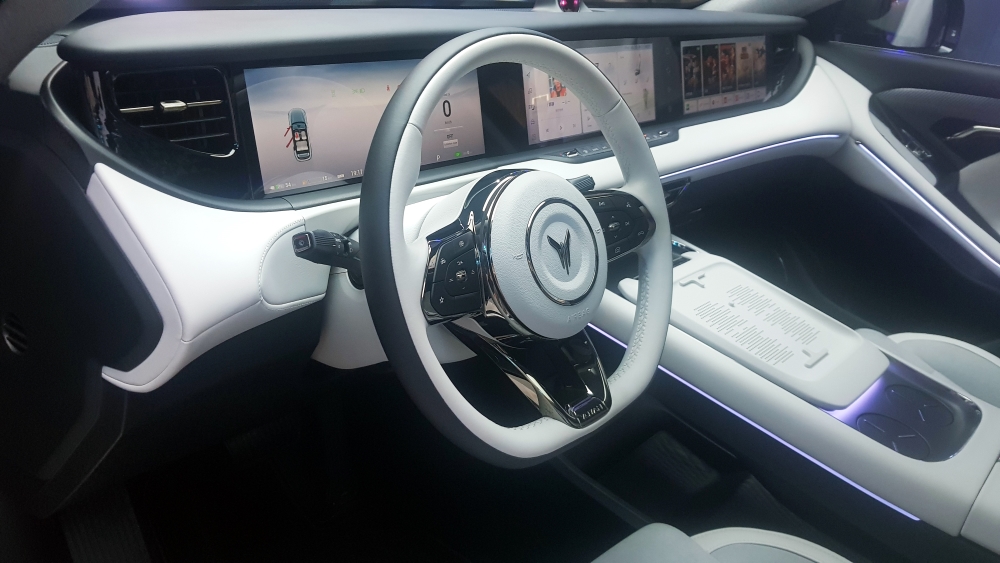 Презентация voyah free 318 в Беларуси в Минске интерьер салона