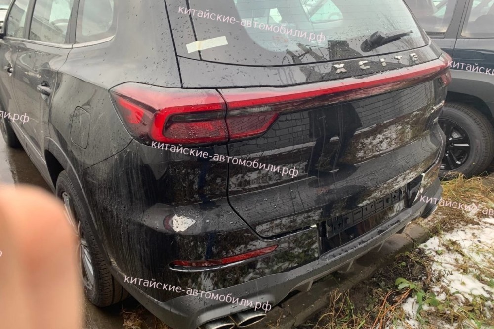 кроссовер xcite x-cross 8 в Москве вид сбоку сзади