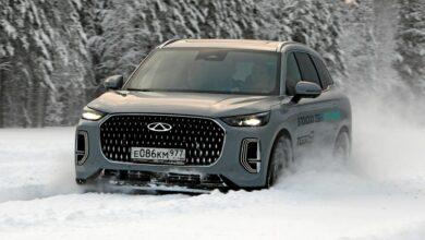 В России новый флагманский кроссовер Chery Tiggo 9 сможет получать обновления прошивок через интернет. В России новый флагманский кроссовер Chery Tiggo 9 сможет получать обновления прошивок через интернет.