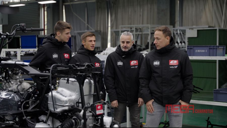 QJMOTOR подписывает контракт с чемпионской командой MSI и готов к битве в MotoGP QJMOTOR подписывает контракт с чемпионской командой MSI, готовой к битве в MotoGP новости MEGA CHINAMOTOR 02