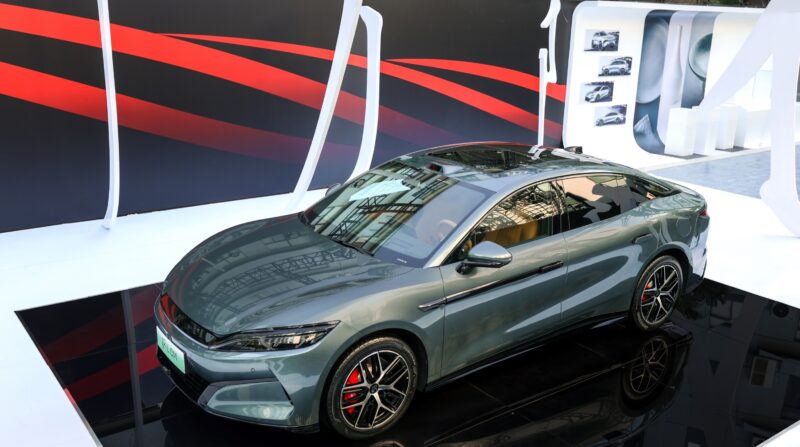 BYD Han L будет оснащен двойной зарядкой, обеспечивающей заряд SoC от 16% до 100% за 24 минуты даже при -30°C