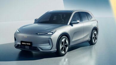 Geely представила свой первый электрический кроссовер в России