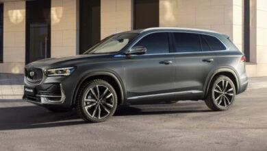 В России два популярных кроссовера Geely стали на месте. Сколько они стоят В России два популярных кроссовера Geely стали на месте. Сколько они стоят