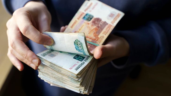 Цифра дня: сколько стоит первый автомобиль российских водителей