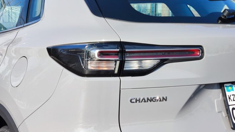С знак плюс. Тестовый привод нового Changan CS55 Plus Crossover Changan CS55 Plus обратная реакция