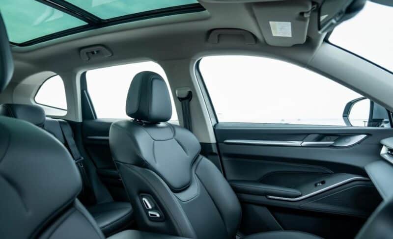 2025 Haval H6 Right-Hand Drive для зарубежного рынка дебютирует 26 марта в автосалоне в Таиланде