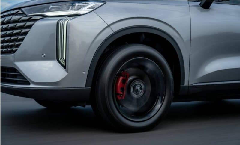 2025 Haval H6 Right-Hand Drive для зарубежного рынка дебютирует 26 марта в автосалоне в Таиланде