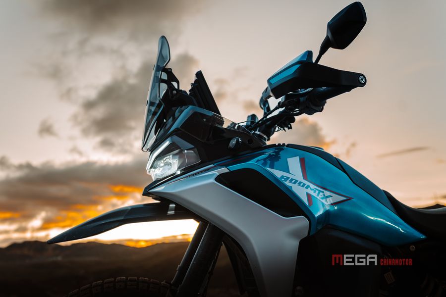 CFMOTO 800MT-X не оставляйте места неисследованным CFMOTO 800MT-X не оставить места неисследованного 800 млн. Х. x Outdoor 69