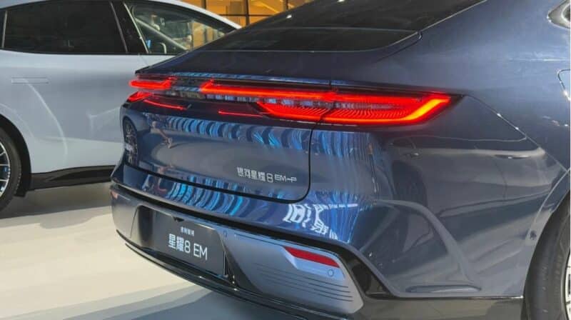 Geely Galaxy Starshine 8 EM более 5 метров в длину представлен в Китае