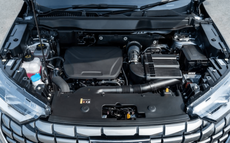 2025 Haval H6 Right-Hand Drive для зарубежного рынка дебютирует 26 марта в автосалоне в Таиланде
