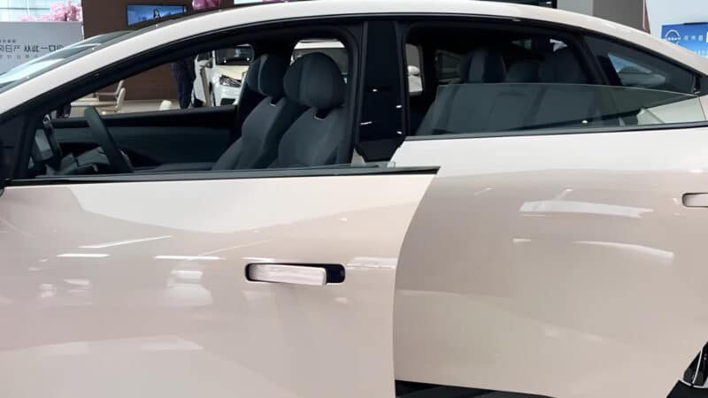Электрический лимузин Nissan N7 достиг дилеров до начала