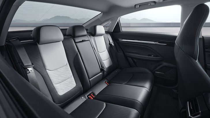 Интерьер Livan S6 Pro Интерьер Livan S6 Pro