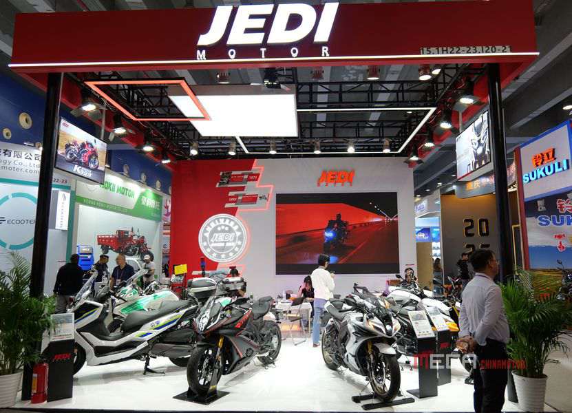 Новые китайские спортивные гоночные модели | Основные моменты 137 -й ярмарки Кантон (весна 2025 года) Новые китайские спортивные гоночные модели | Основные моменты 137 -й кантонской ярмарки (2025 г. весна) Новые китайские спортивные гоночные модели.