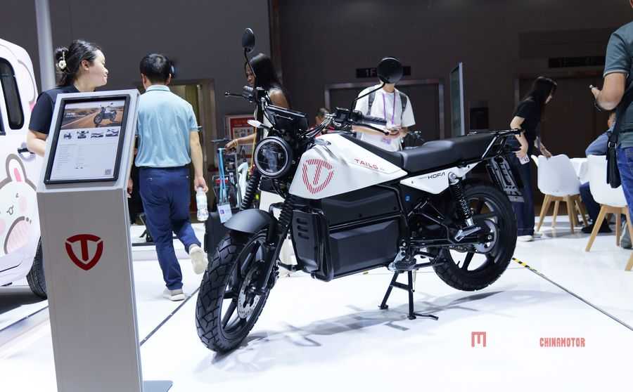 Китайские электрические двухколесные бренды на 137-й кантонской ярмарке Китайские электрические двухколесные бренды в 137-й Canton Fair New Cilina Erance Models Models из 137-й кантонской ярмарки 2025 Spring Cilina E Motorcycle News Mega Chinamotor 06