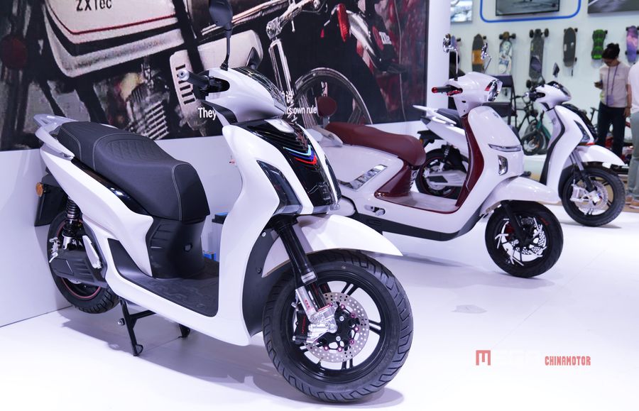 Китайские электрические двухколесные бренды на 137-й кантонской ярмарке Китайские электрические двухколесные ведущие бренды на 137-й кантонской ярмарке Новые китайские модели E автомобилей EARTH MODES с 137-й кантонской ярмаркой 2025 Spring Chine E-Motorcycle News Mega Chinamotor 02 3