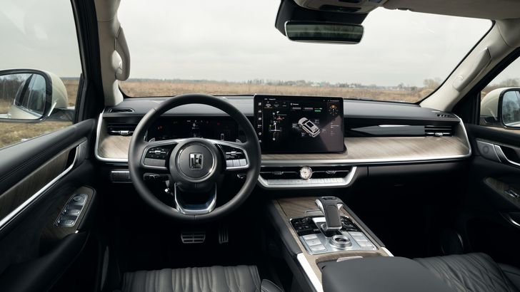 Интерьер Tank 500 Интерьер Tank 500