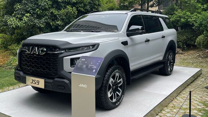 JAC JS9 JAC JS9