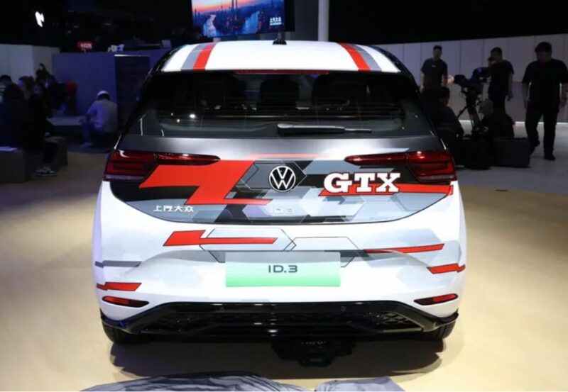 Volkswagen id.3 GTX открыт в Китае перед запуском